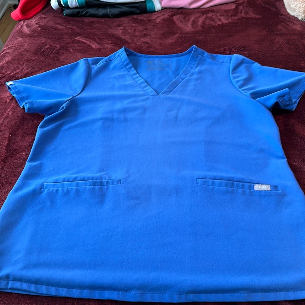 FIGS Scrubs set